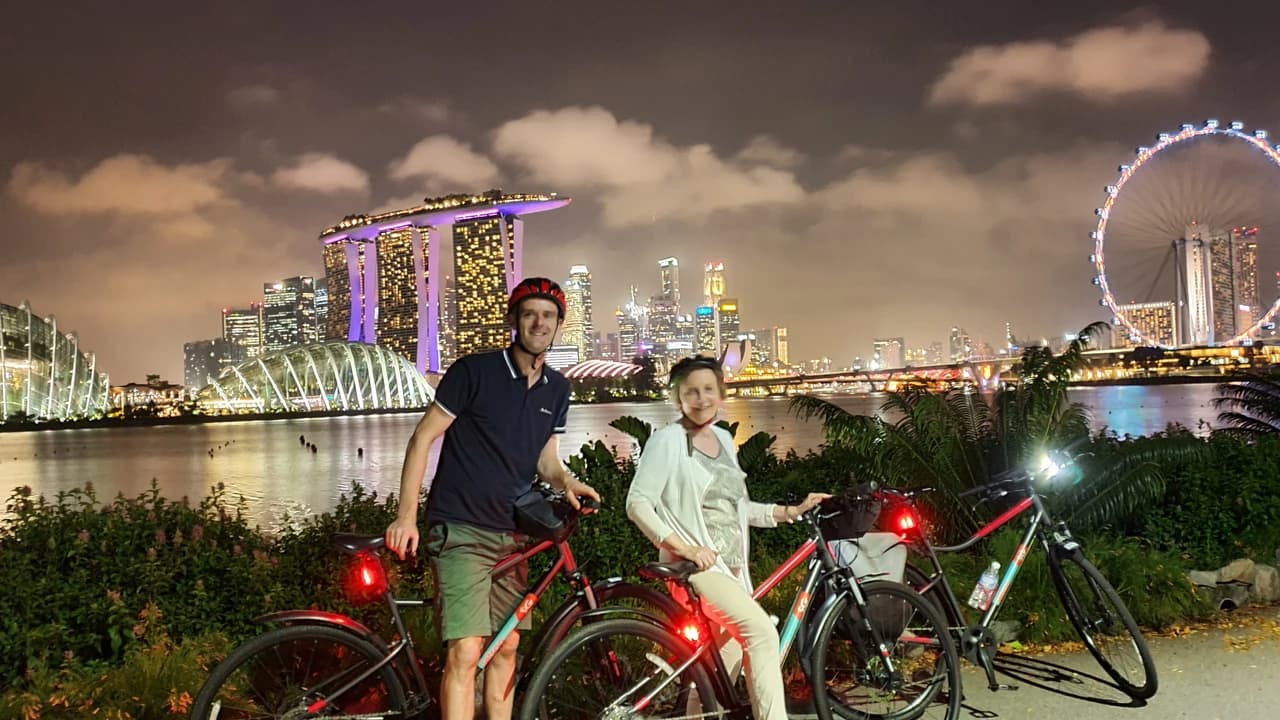 Marina Bay Night Cycling Tour - image 8