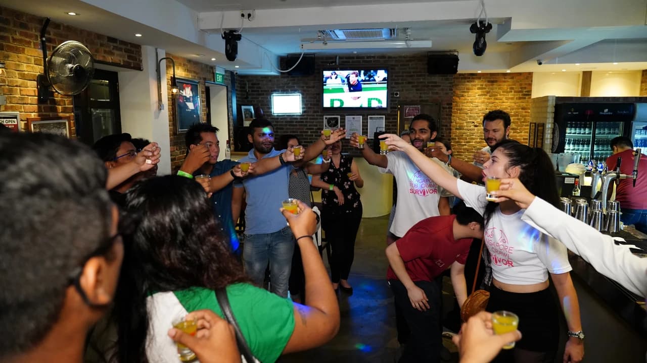 Singapore Pub Crawl - Photo 5