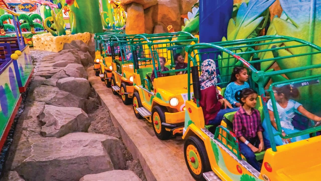 COMBO: Aquaria KLCC + Berjaya Times Square Theme Park Tickets - image 6