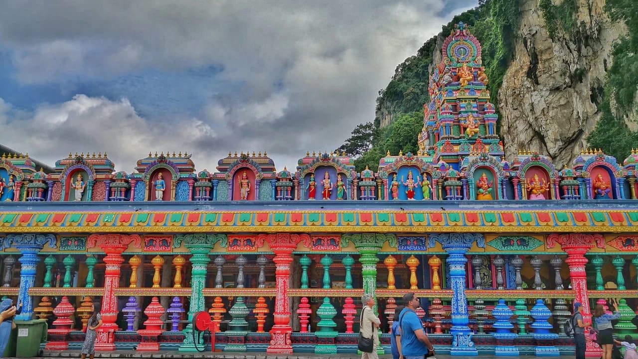 Batu Caves and Kuala Lumpur Countryside Tour - Photo 3