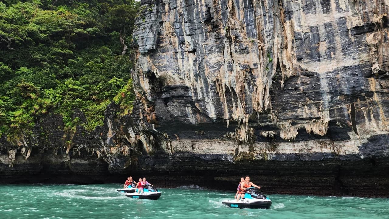 Langkawi Dayang Bunting Island Tour by Jet Ski with Mega Water Sports - Photo 5
