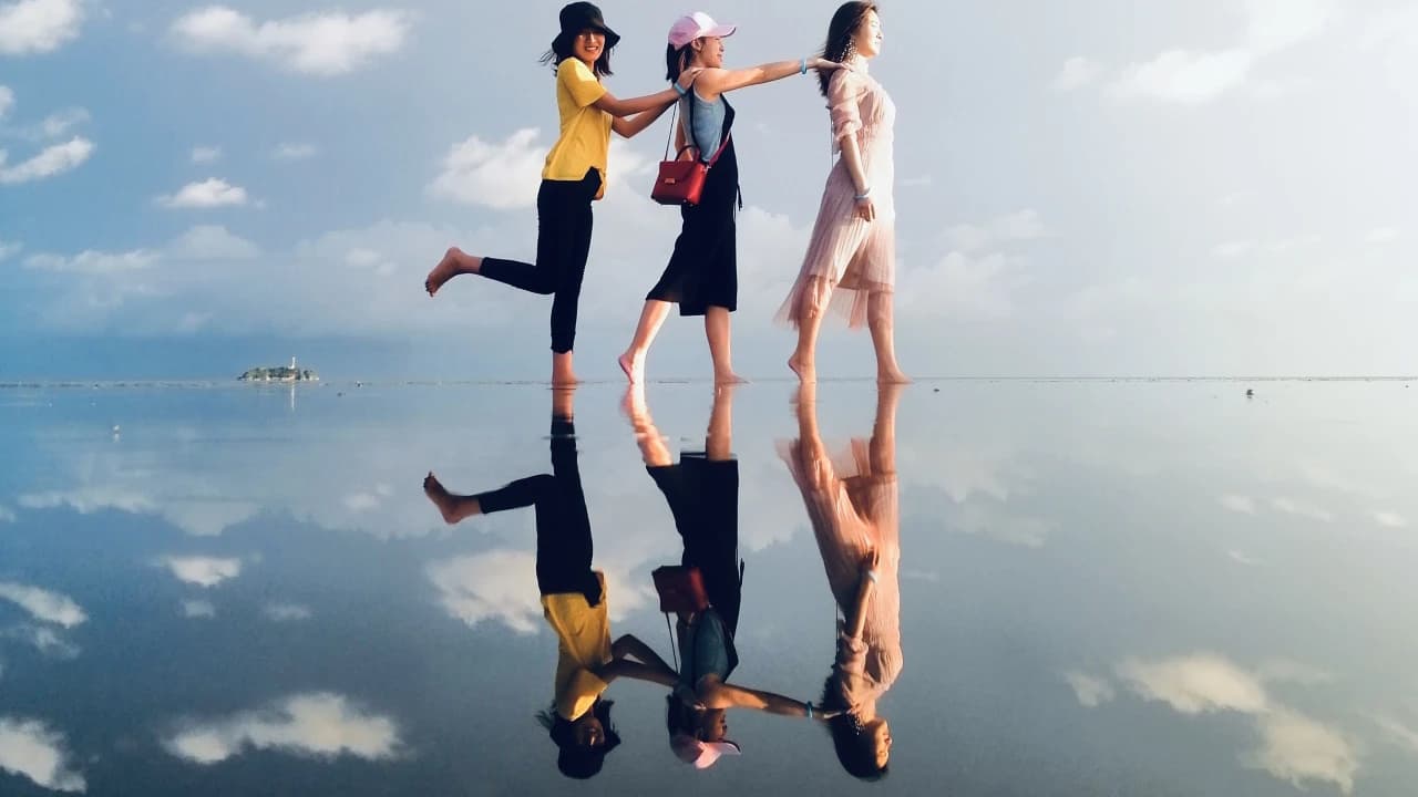 Sky Mirror Experience in Kuala Selangor - Photo 5