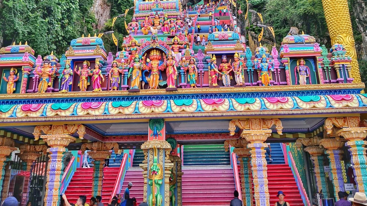Colmar Tropicale Bukit Tinggi and Batu Caves Tour from Kuala Lumpur - image 6