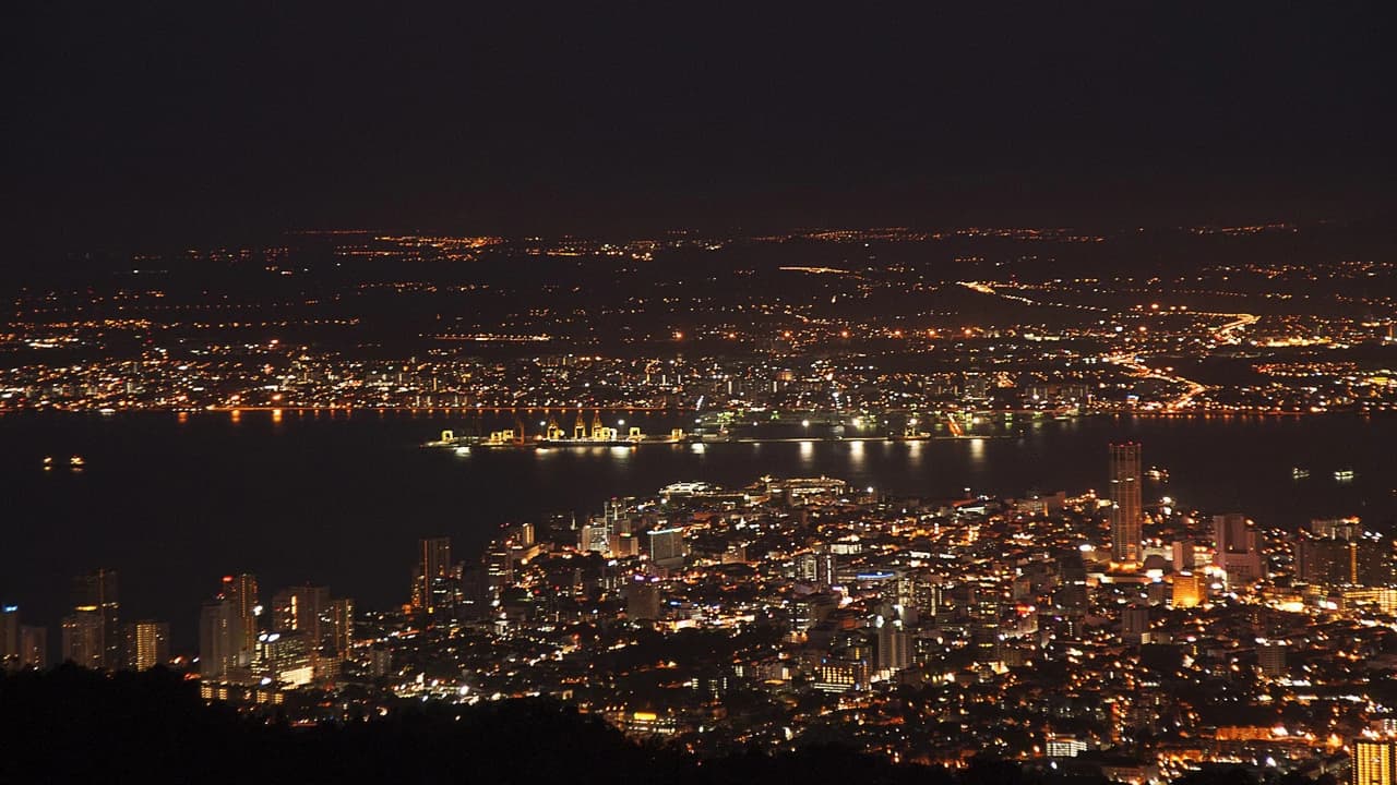 Penang Hill and Kek Lok Si Temple Tour - Photo 3