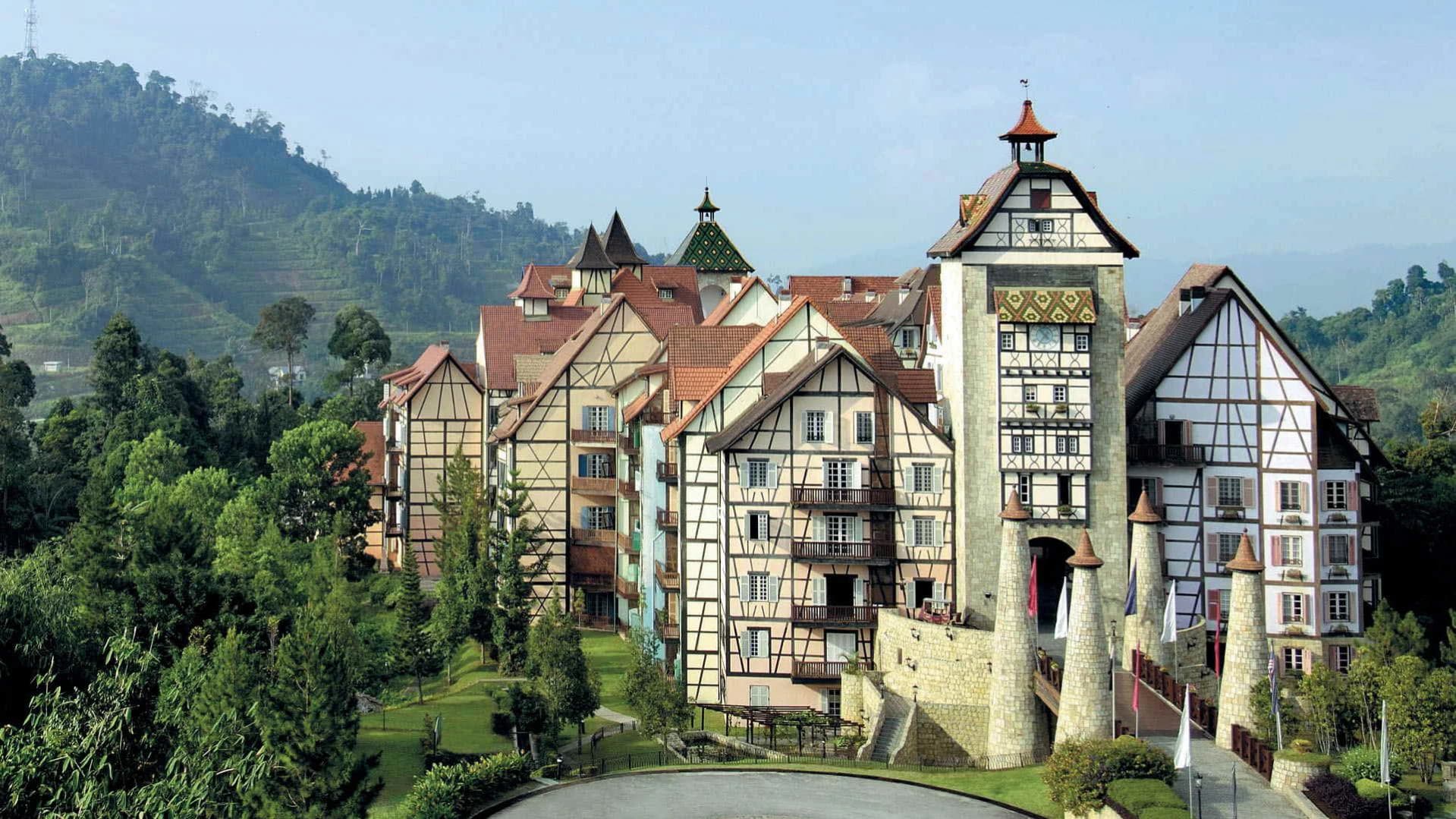 Kuala Lumpur Day Tour to Bukit Tinggi & Batu Caves - image 8
