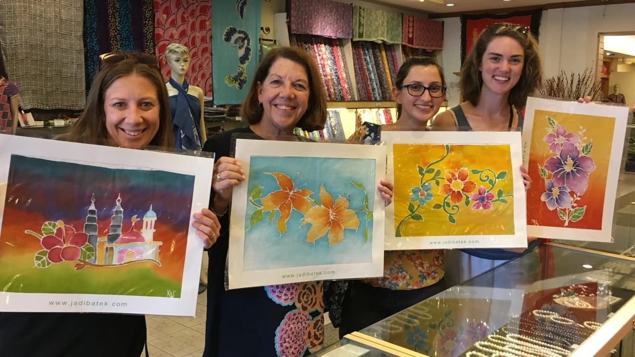 Batik Drawing and Coloring Workshop in Kuala Lumpur - image 6