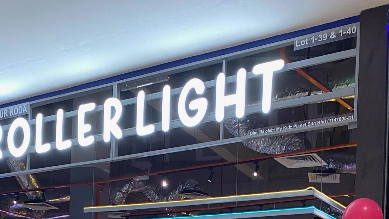 Roller Light Admission in Wangsa Walk Mall at Kuala Lumpur - Photo 2