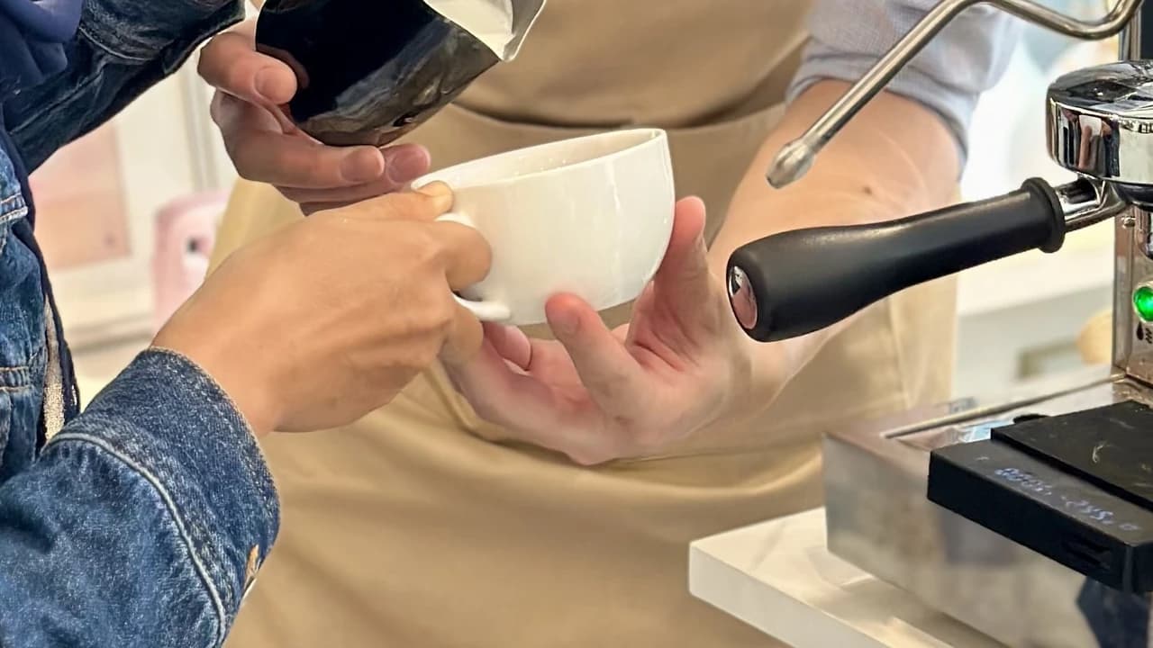 Latte Art Hobby Class by Aurelia Atelier in Kuala Lumpur - Photo 4
