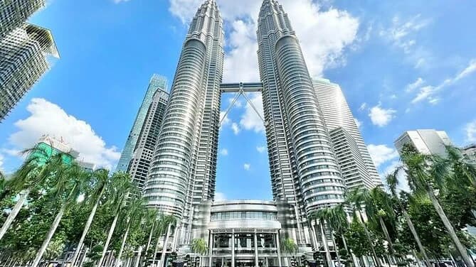 LUXURY VIP bus: Kuala Lumpur (KL) guided day tour from Singapore - Photo 1
