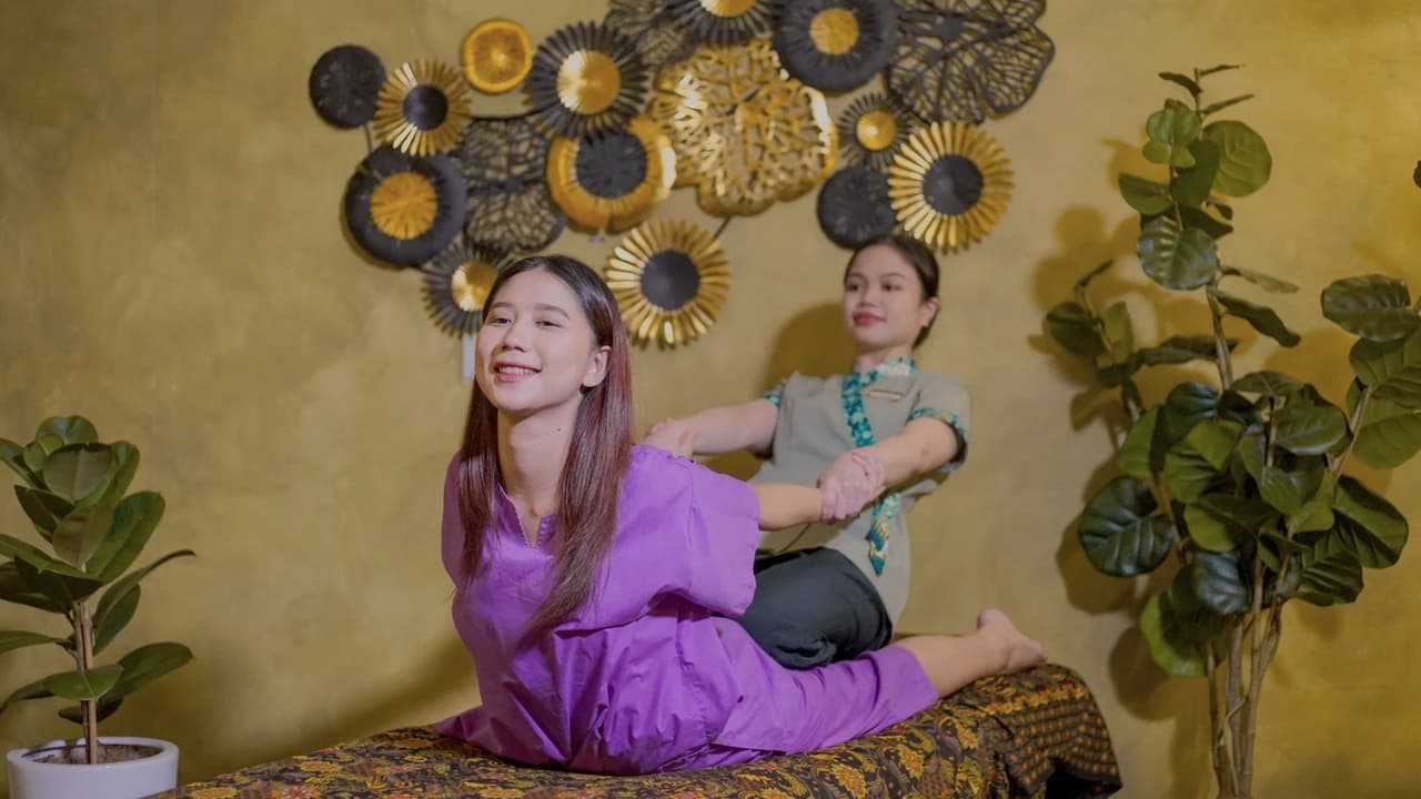 Massage Experience at Ayu Borneo in Klang Valley - Photo 1