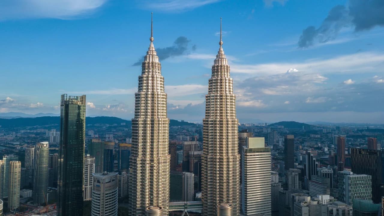 Kuala Lumpur Aquaria KLCC & City Highlights Experience - image 6