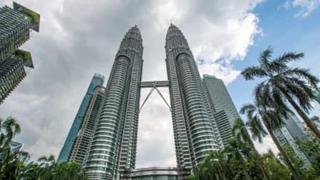 Kuala Lumpur Aquaria KLCC, Bird & Butterfly Park Tour - image 7