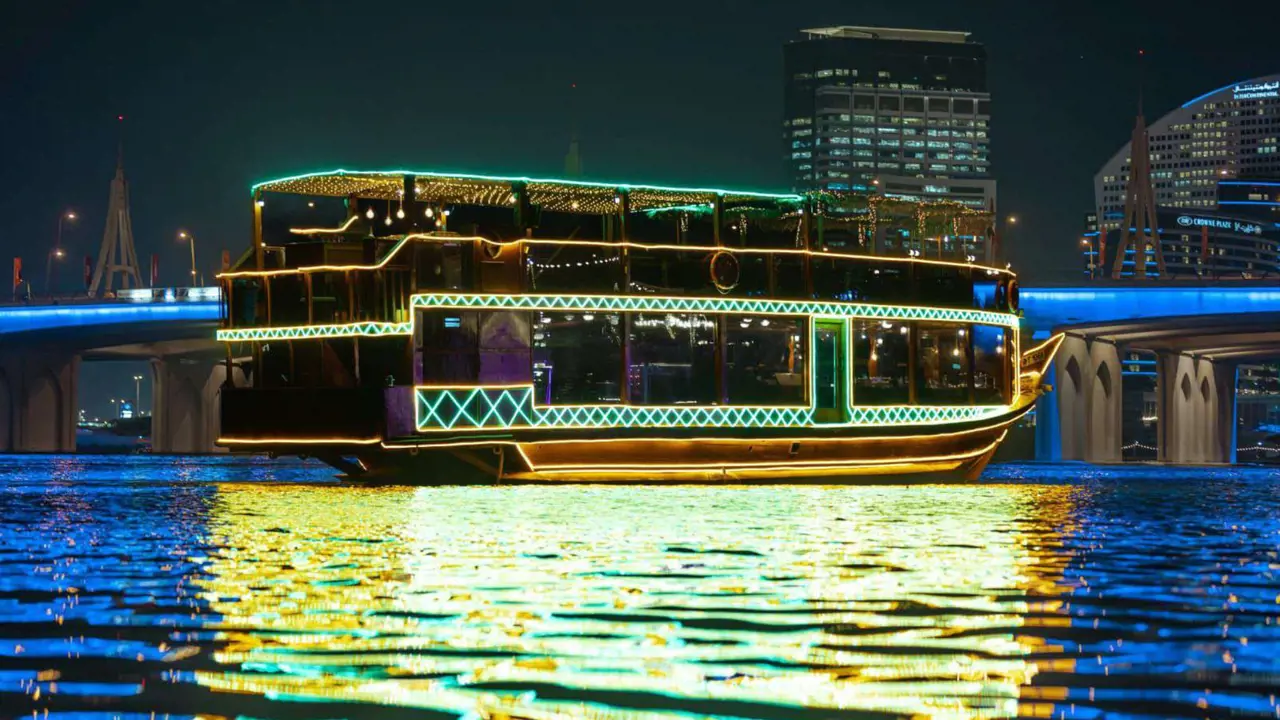 Alexandra Floating Restaurants Gala Dinner New Year Eve - image 7