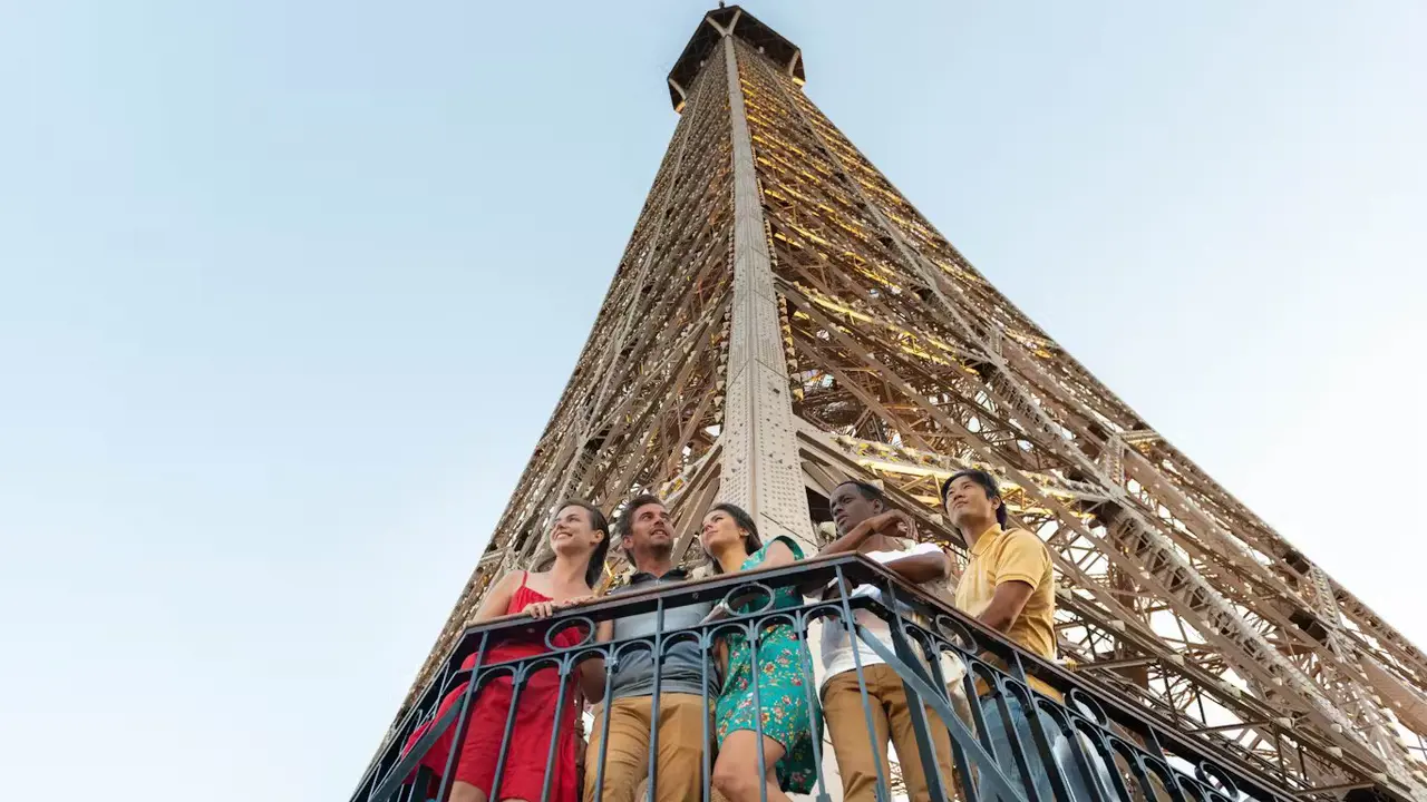 Eiffel Tower Reserved Access Tickets with Optional Summit - Photo 2