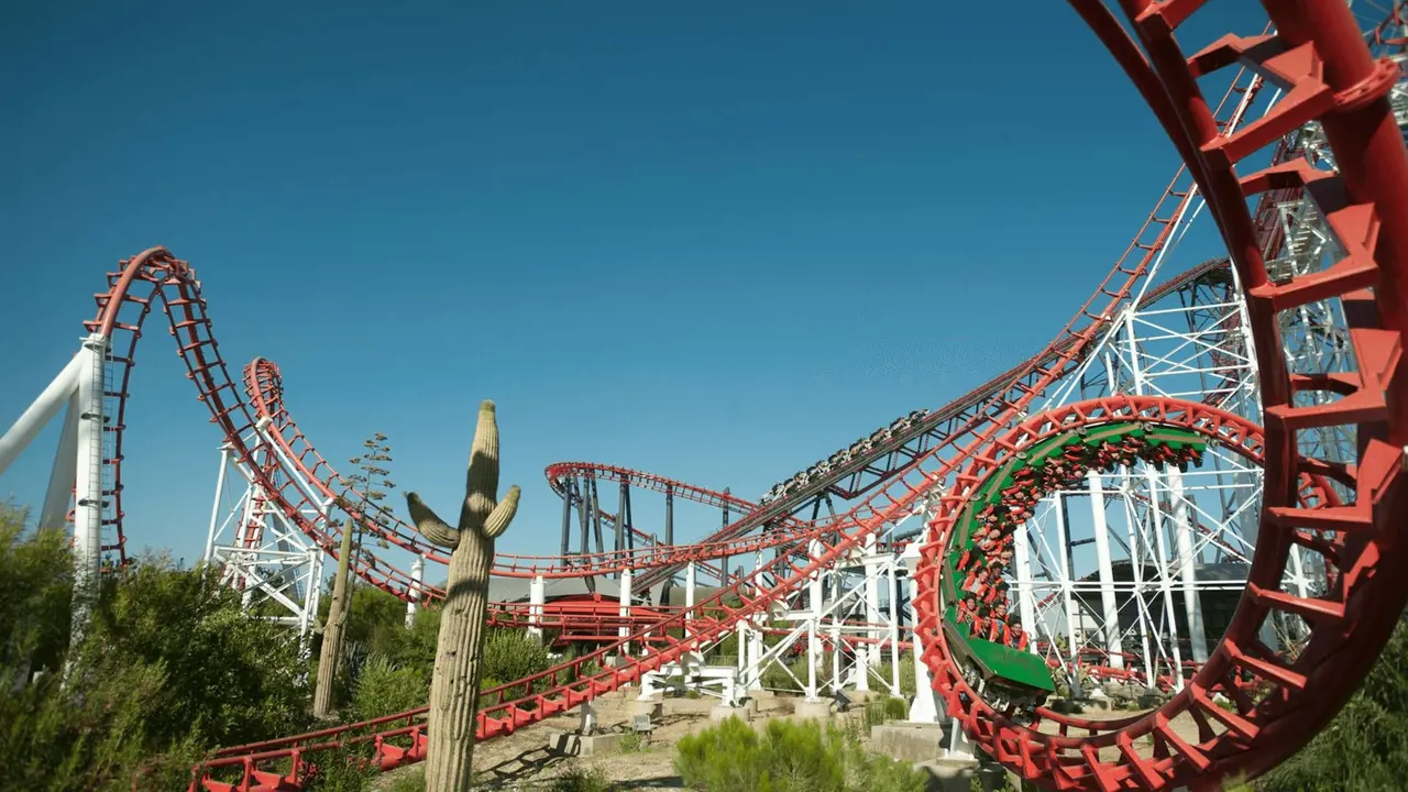 Six Flags Magic Mountain Ticket - Photo 4