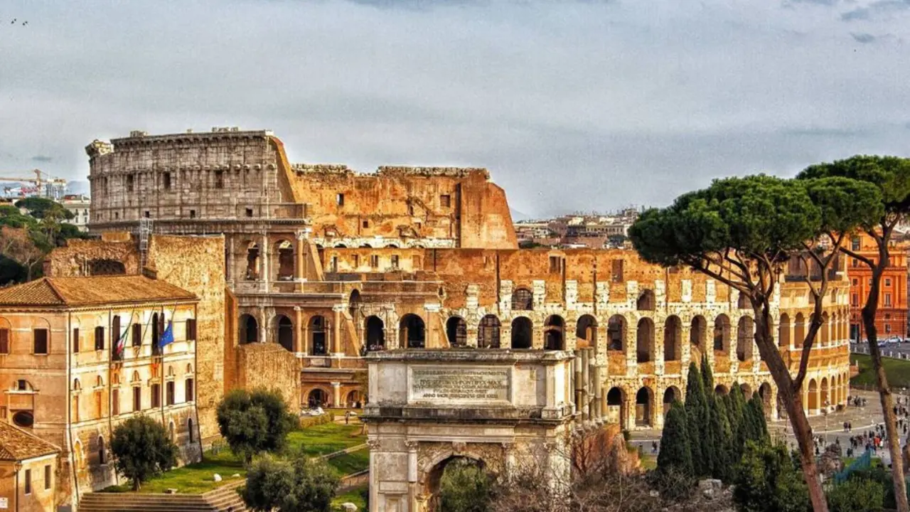 Colosseum, Roman Forum, and Palatine Hill Ticket - Photo 4