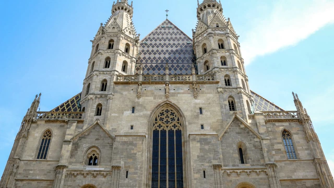 Vienna Old Town, Hofburg Palace Courtyard, and St. Stephen's Cathedral Walking Tour - image 8