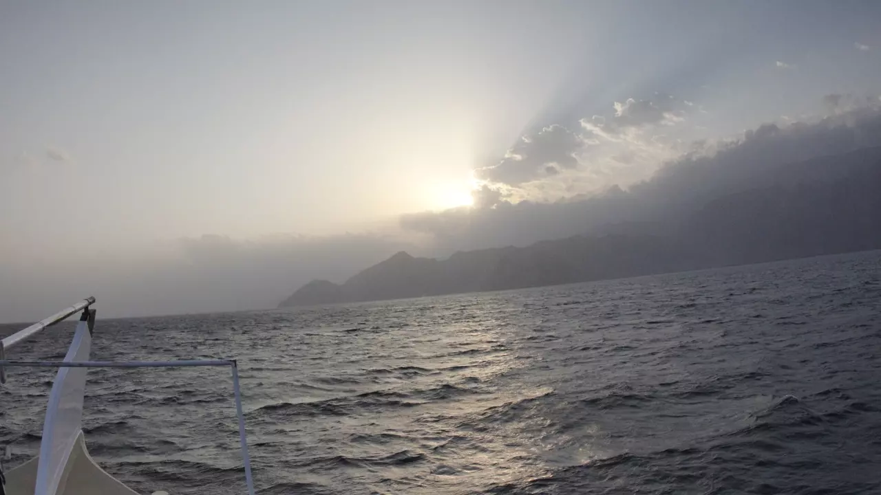 Musandam Day Trip - Photo 8