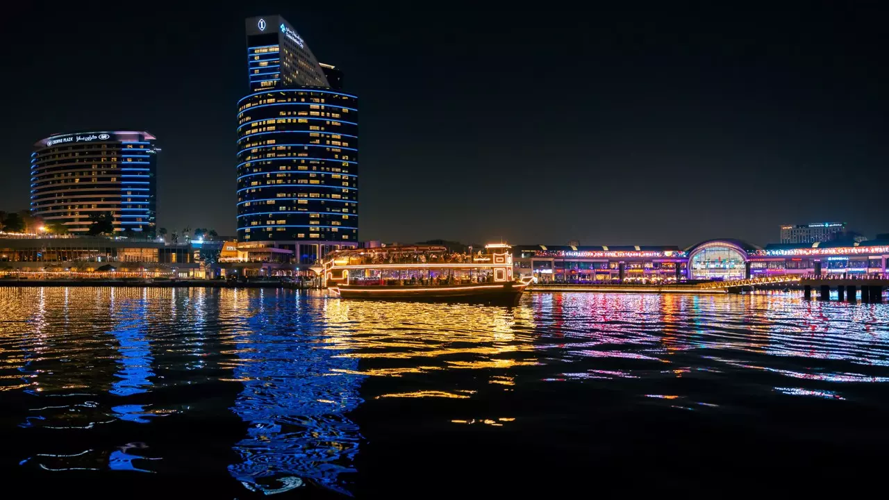 Dubai Water Canal Dhow Cruise - Photo 17