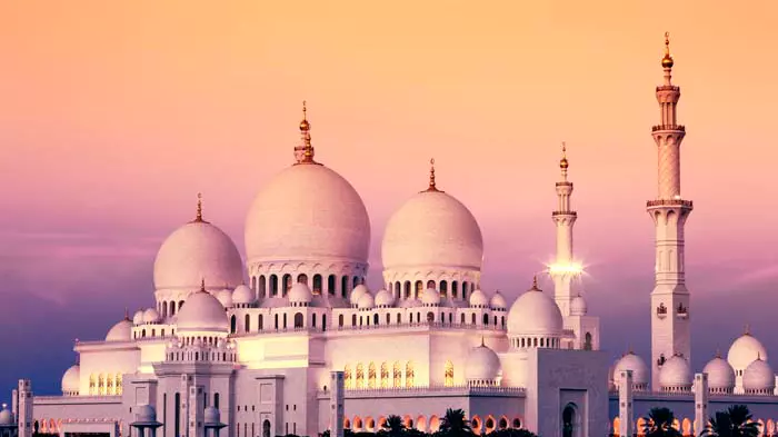 Abu Dhabi City Tour with Russian Speaking Guide