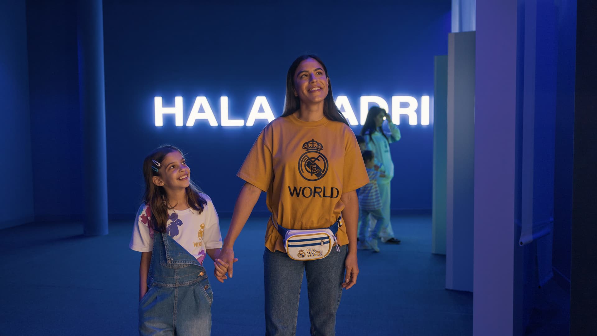 Real Madrid World - Photo 22