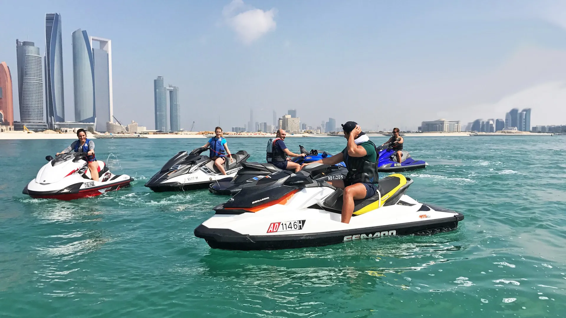 Jet Ski in Abu Dhabi - Photo 11