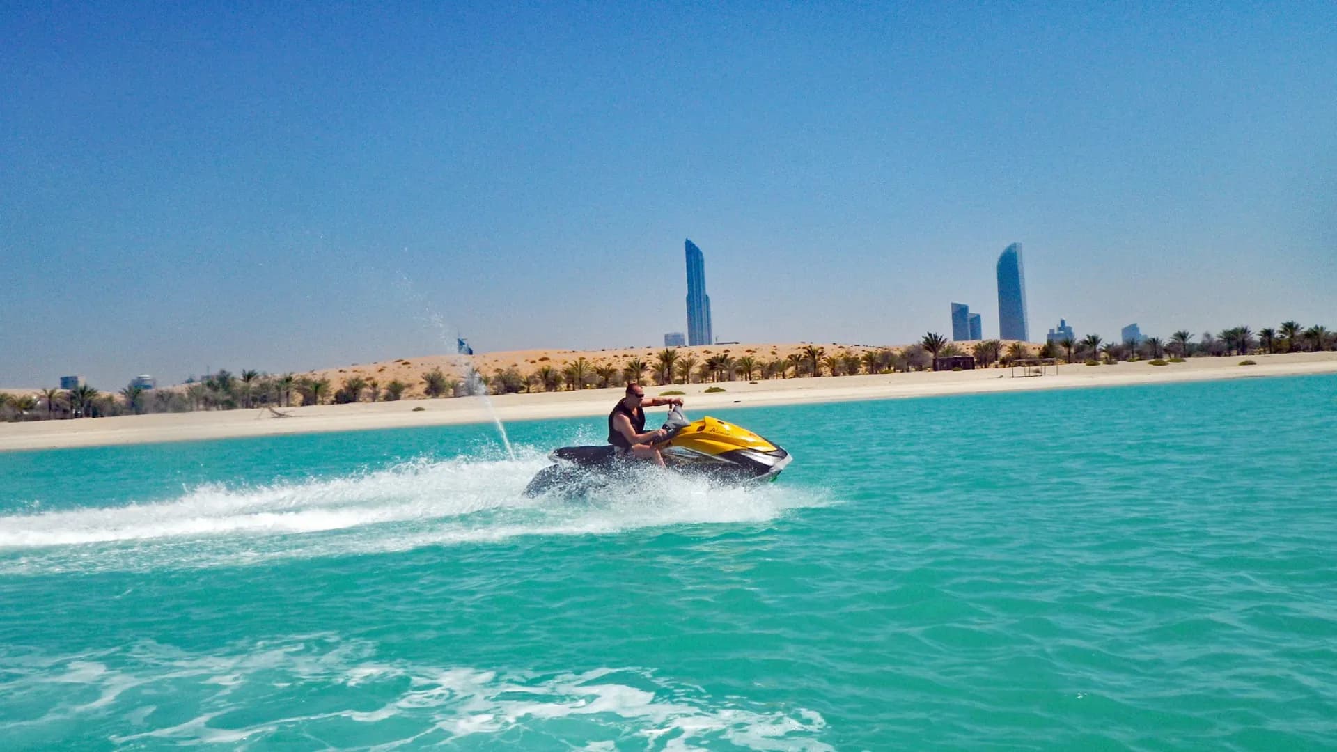 Jet Ski in Abu Dhabi - Photo 14