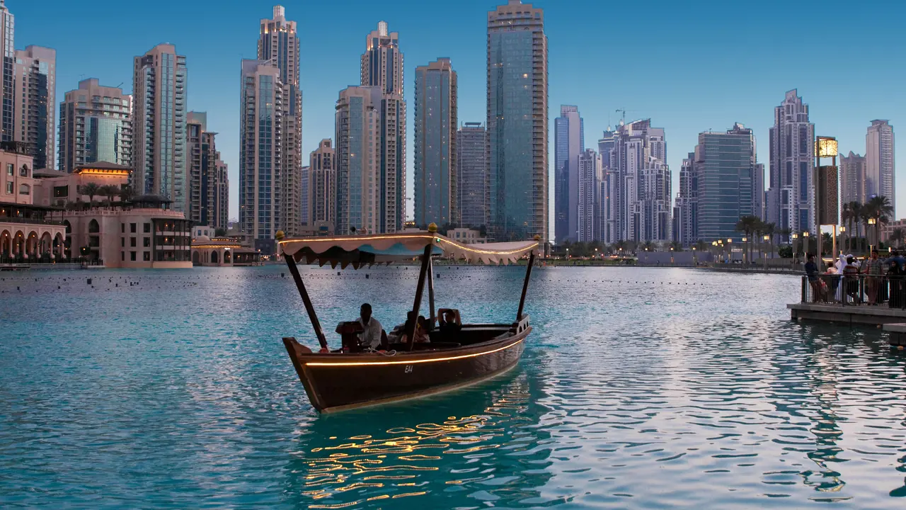 Dubai Mall Fountain & Lake Ride - Photo 4