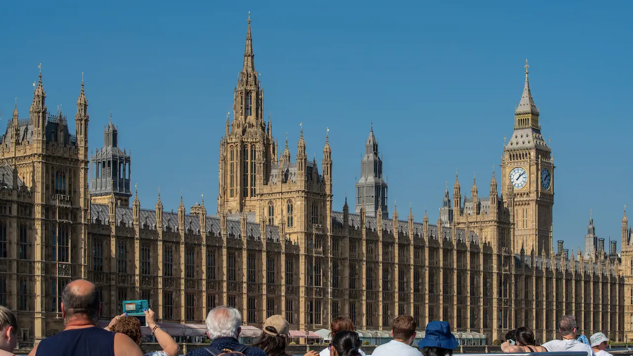 Thames River Sightseeing Cruise - Photo 19