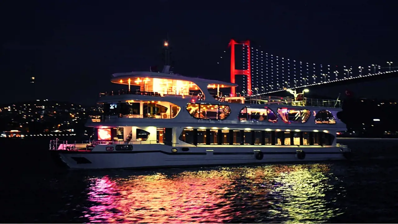Bosphorus Dinner Cruise with Turkish Night Show - Photo 2