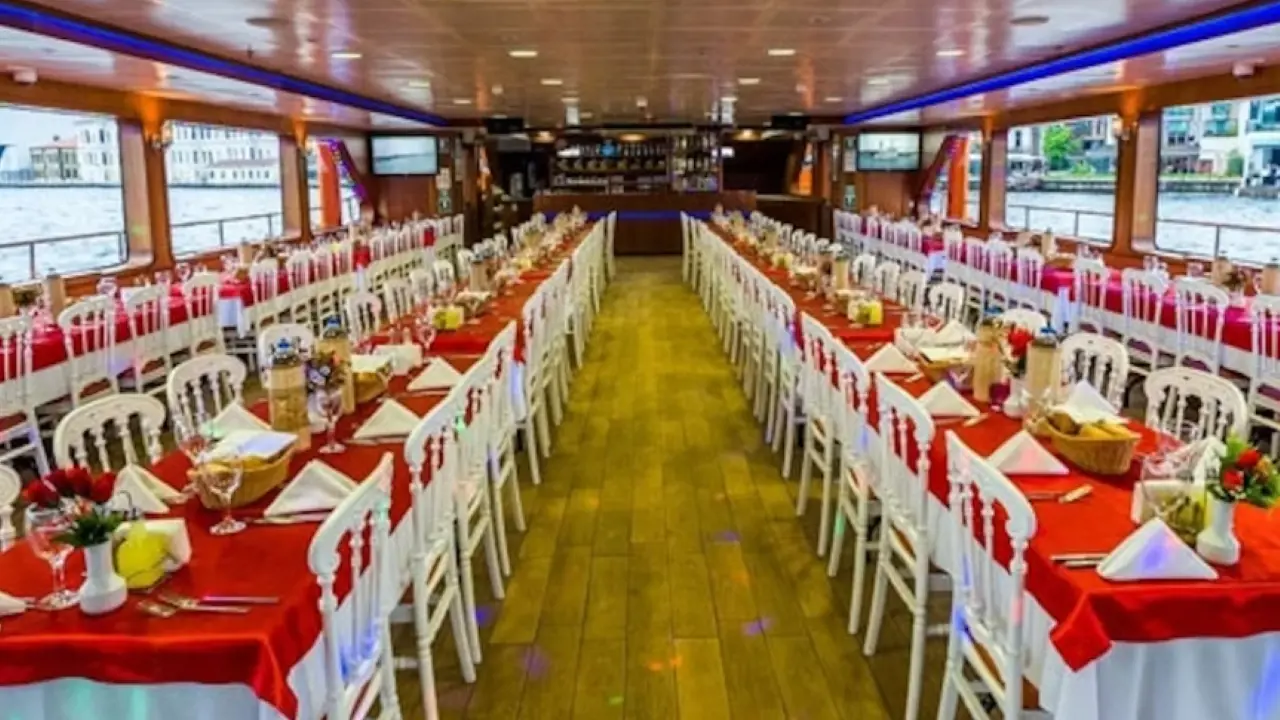 Bosphorus Dinner Cruise with Turkish Night Show - Photo 5