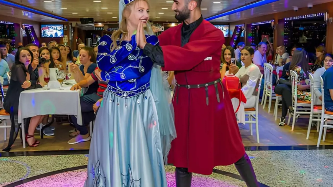 Bosphorus Dinner Cruise with Turkish Night Show - Photo 23