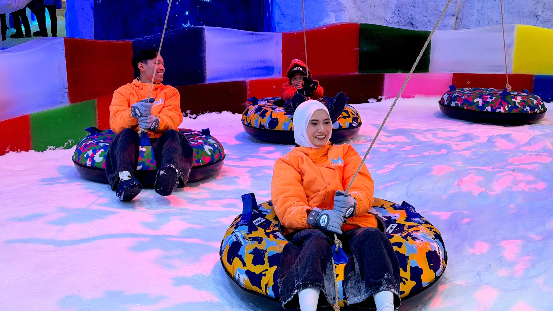 Snow World Genting Highlands Ticket - Photo 23