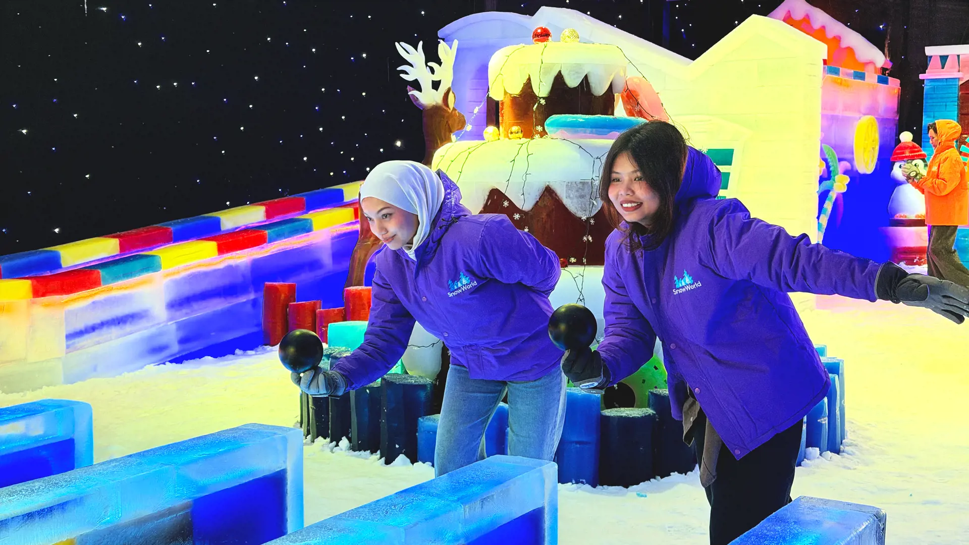 Snow World Genting Highlands Ticket - Photo 24