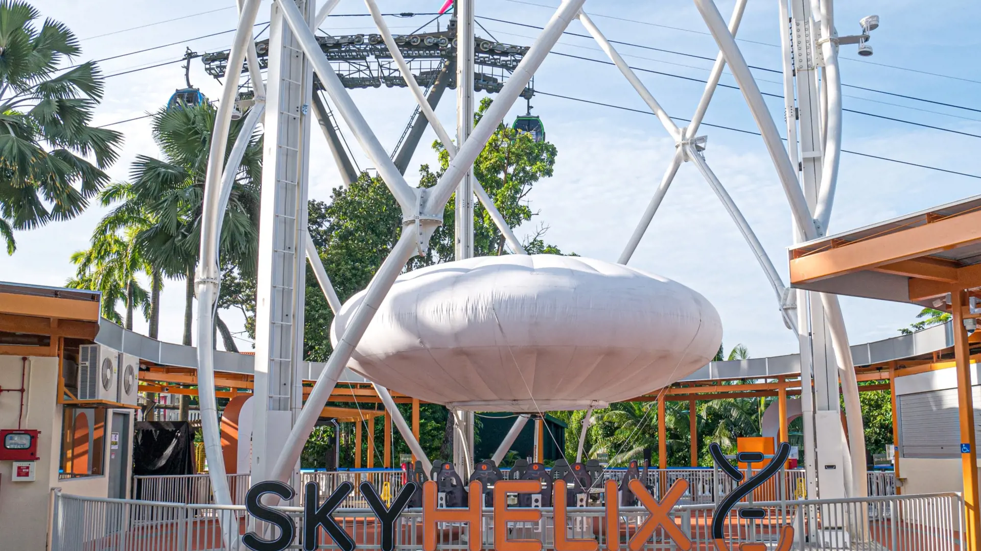 SkyHelix Sentosa Ticket - Singapore's Highest Open-Air Panoramic Ride - Photo 14