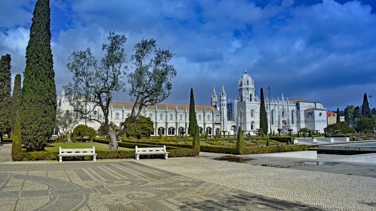 Jerónimos Monastery Ticket - Photo 6