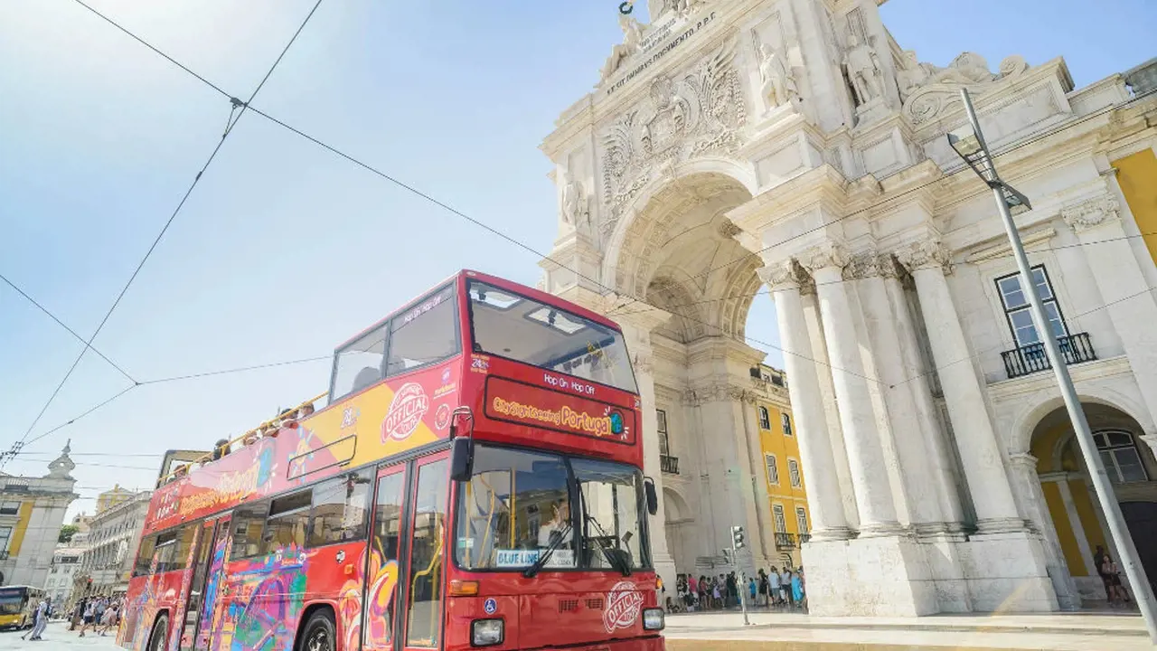 City Sightseeing Lisbon Hop-on Hop-off Bus Tour - Photo 10