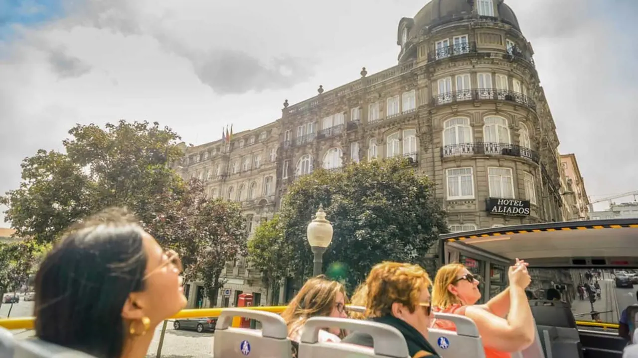 City Sightseeing Porto Hop-on Hop-off Bus Tour - Photo 2