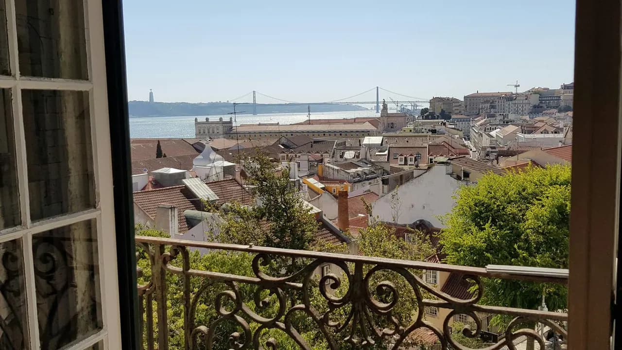 Lisbon Cathedral Ticket - Photo 9