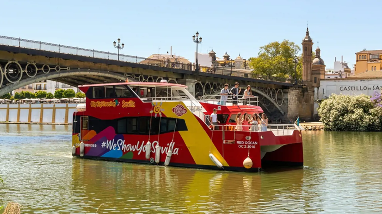 City Sightseeing Seville Hop-on Hop-off Bus Tour - Photo 6