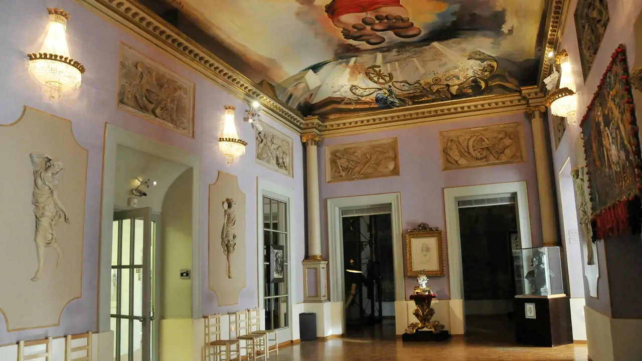 Dali Theatre and Museum: Fast Track Ticket - Photo 2