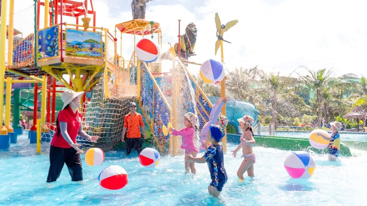 VinWonders Hanoi Water Park Ticket - Photo 5