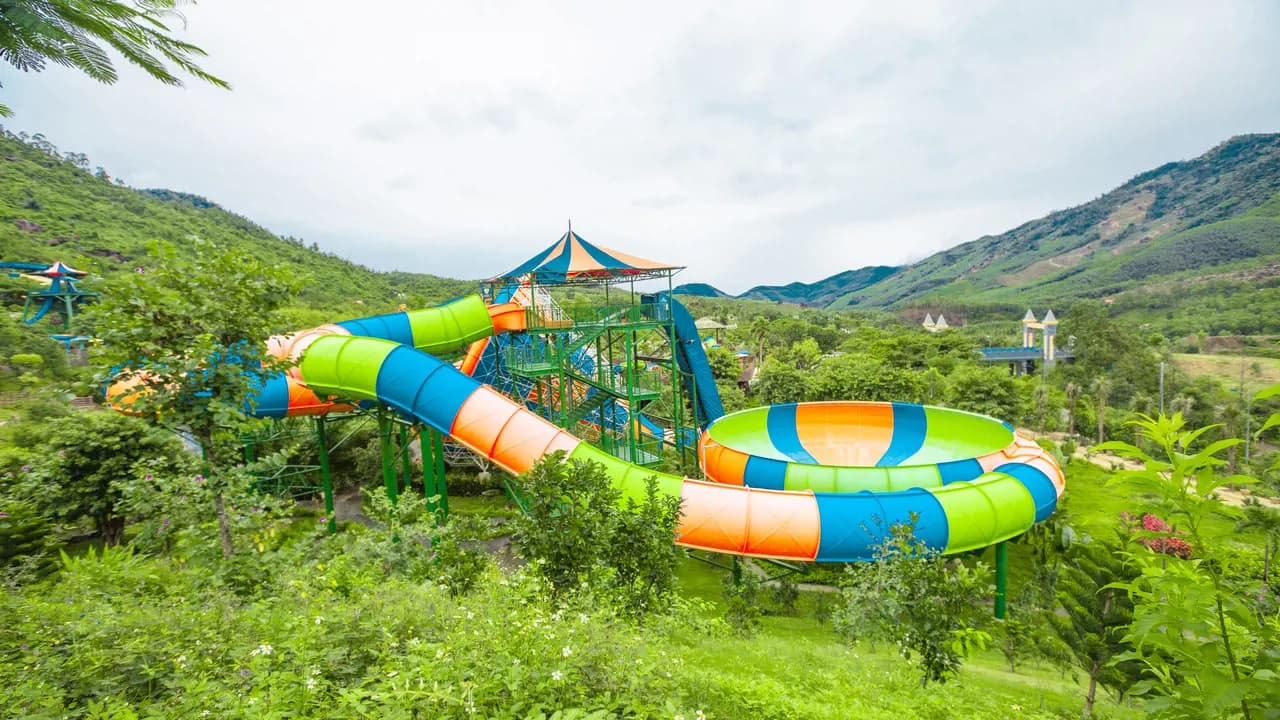 Nui Than Tai Hot Springs Park - Photo 11