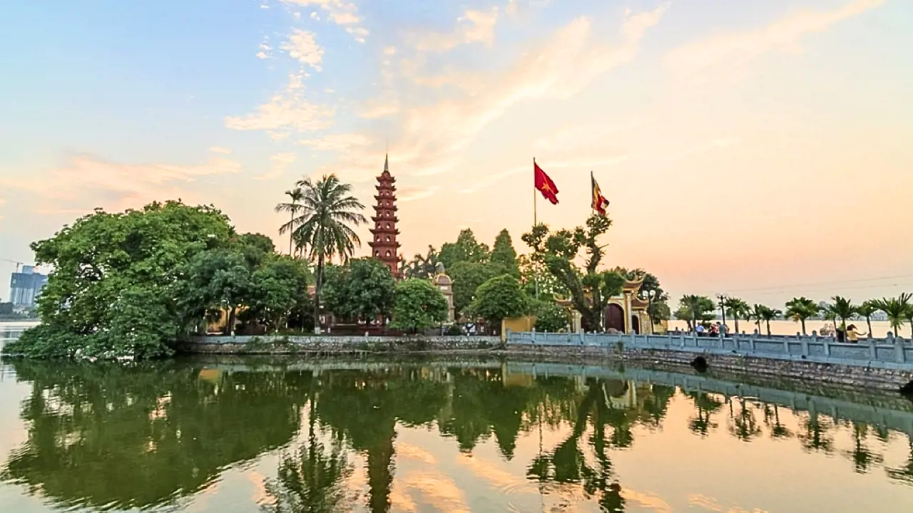 Hanoi Full-Day City Tour with Water Puppet Show