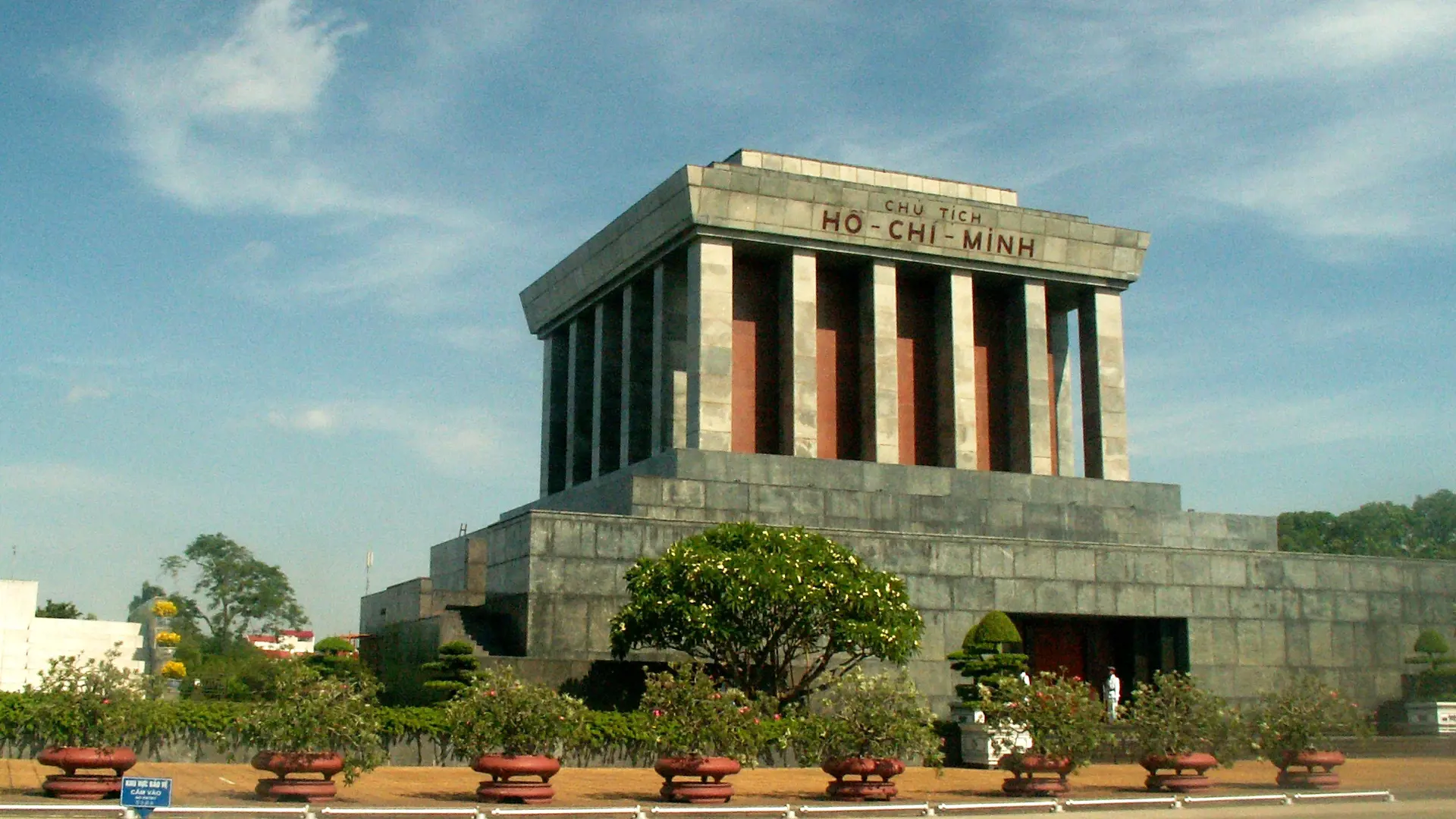 Hanoi Highlights City Tour: Ho Chi Minh Mausoleum, Temple of Literature, Tran Quoc Pagoda - Photo 13