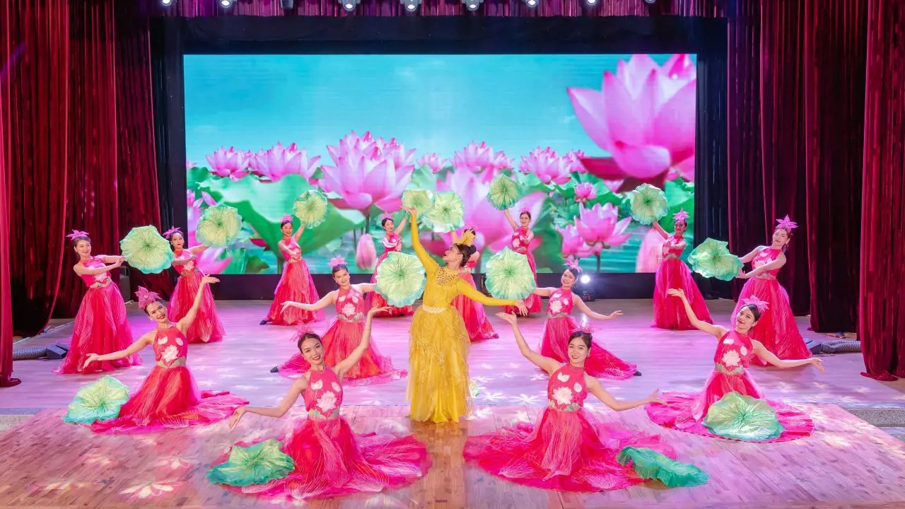 Ao Dai Show in Da Nang - Photo 1