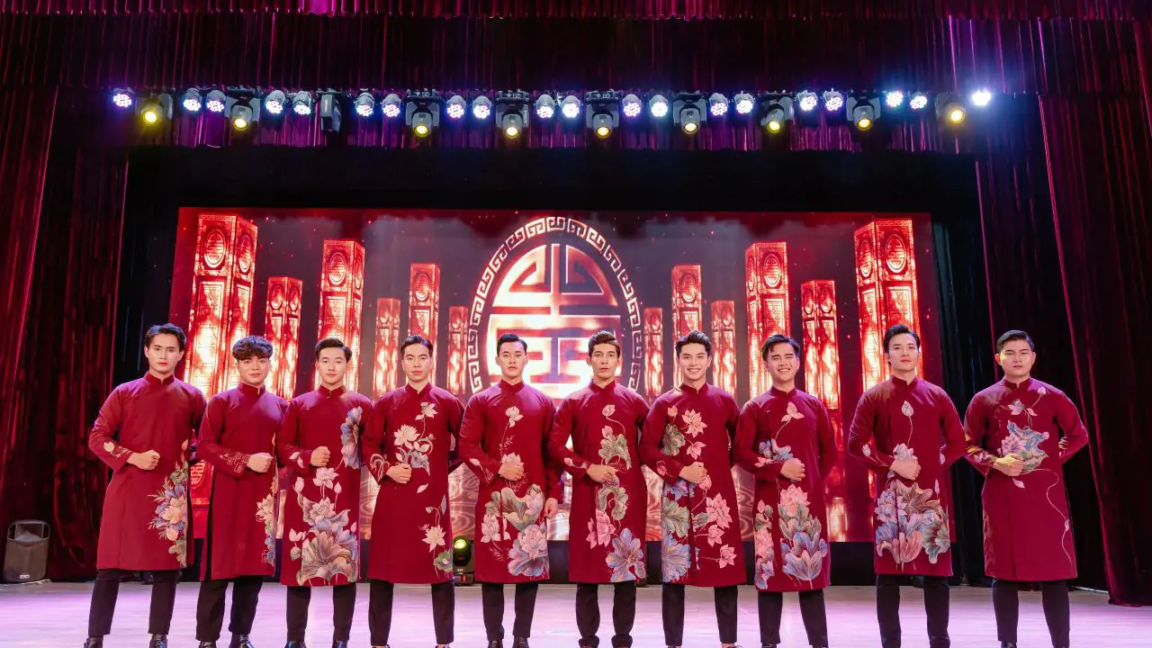 Ao Dai Show in Da Nang - Photo 8