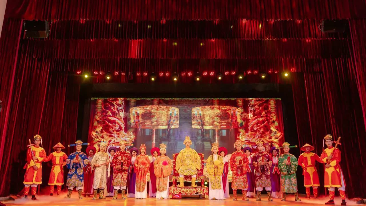 Ao Dai Show in Da Nang - Photo 11
