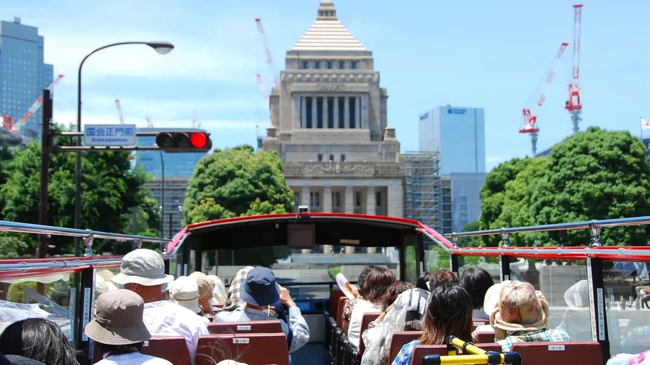 Tokyo Sky Hop-on Hop-off Sightseeing Bus - Photo 2