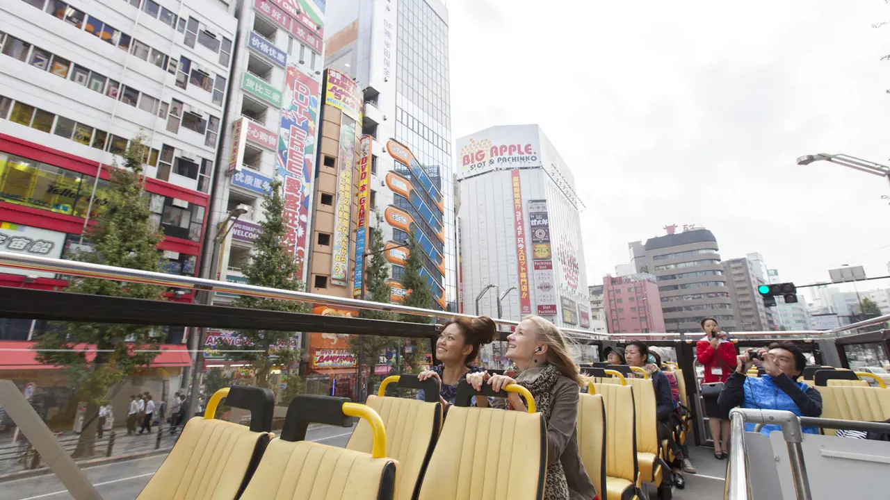 Tokyo Sky Hop-on Hop-off Sightseeing Bus - Photo 5